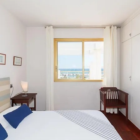 Uhc Attic Miramar Nautic Apartment