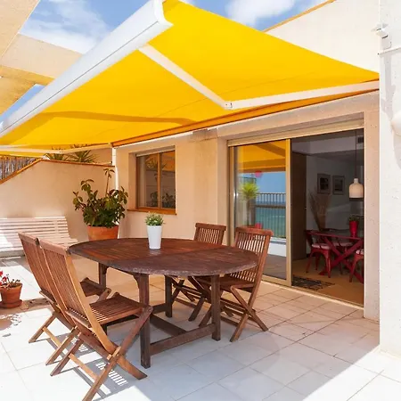 Uhc Attic Miramar Nautic * Salou