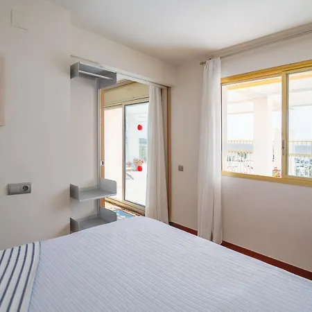 Uhc Attic Miramar Nautic Apartment *