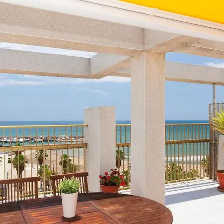 Uhc Attic Miramar Nautic Apartment Salou