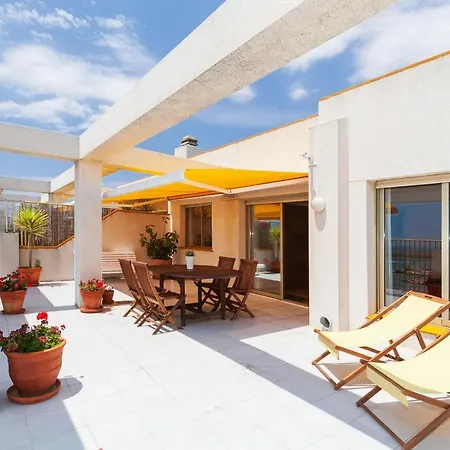 Uhc Attic Miramar Nautic Apartman Salou